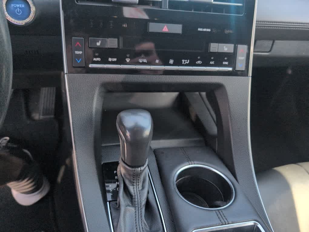 Used 2021 Toyota Avalon XLE FWD image 11