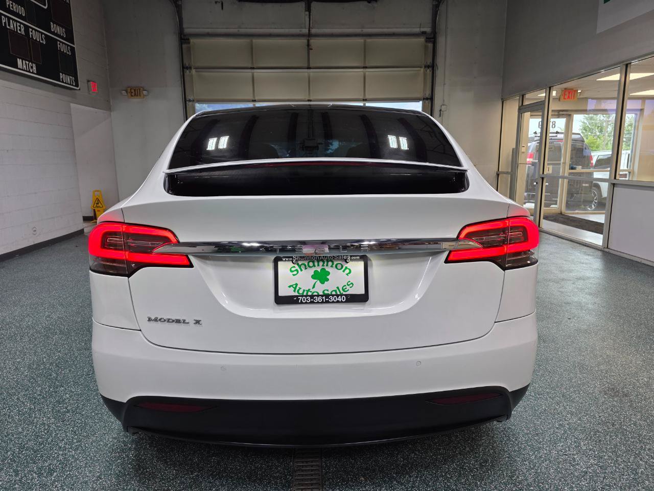Used 2018 Tesla Model X 75D AWD/4WD image 8