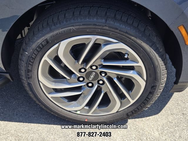 New 2027 Lincoln Navigator Premiere AWD/4WD image 15