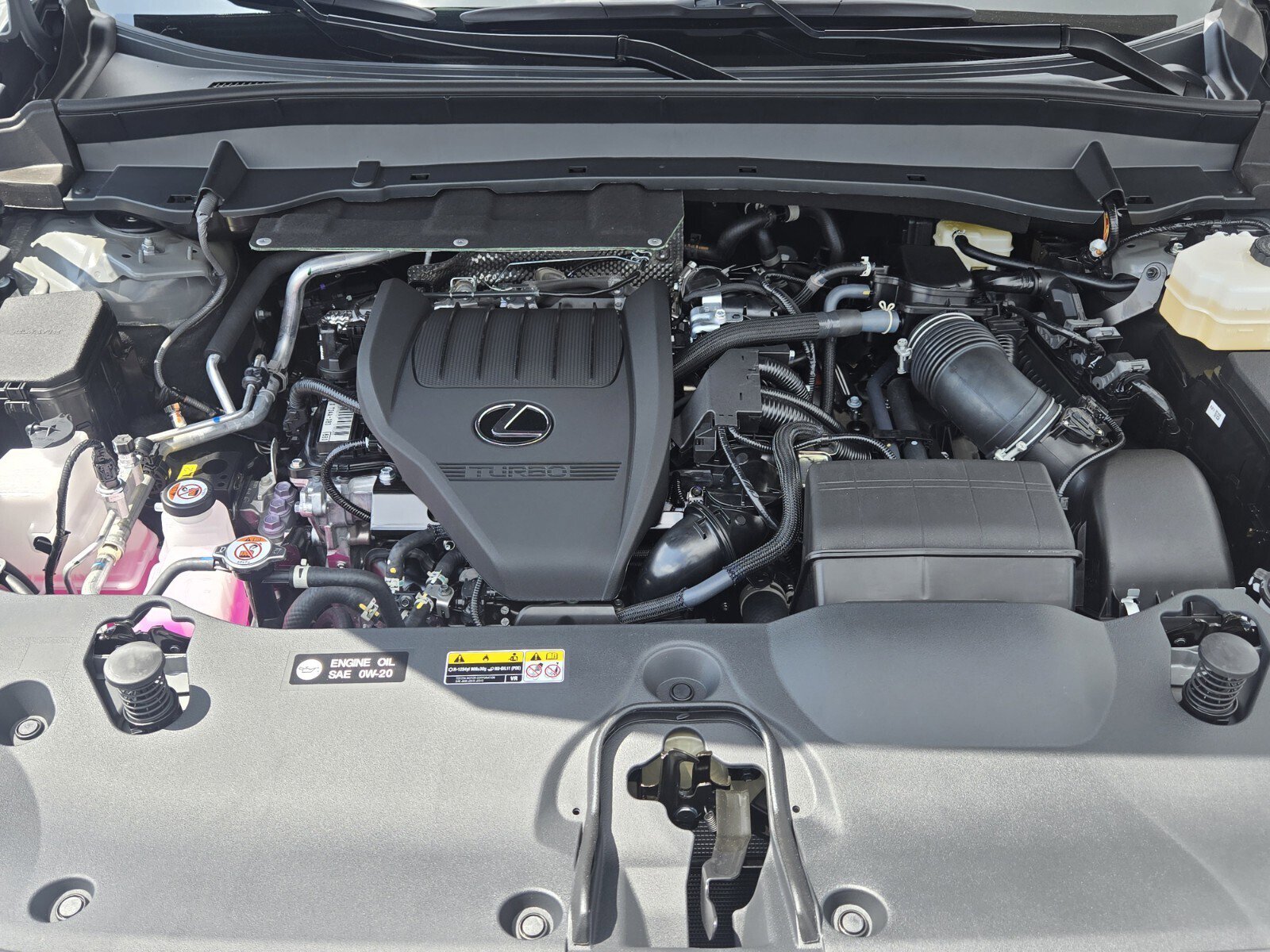 New 2026 Lexus TX 500h AWD image 18