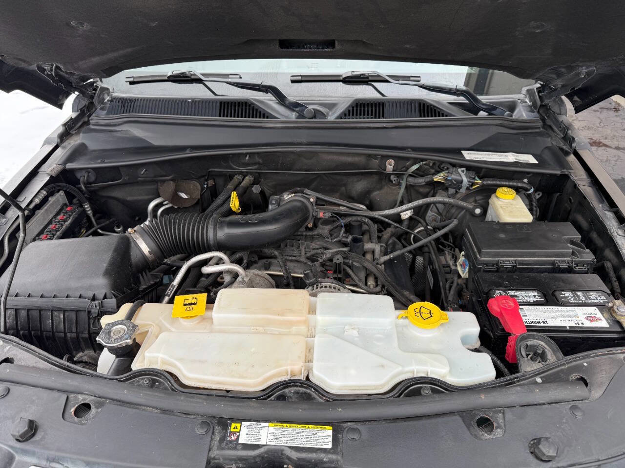 Used 2018 Ford Escape Titanium w/ Ford Safe & Smart Package image 27