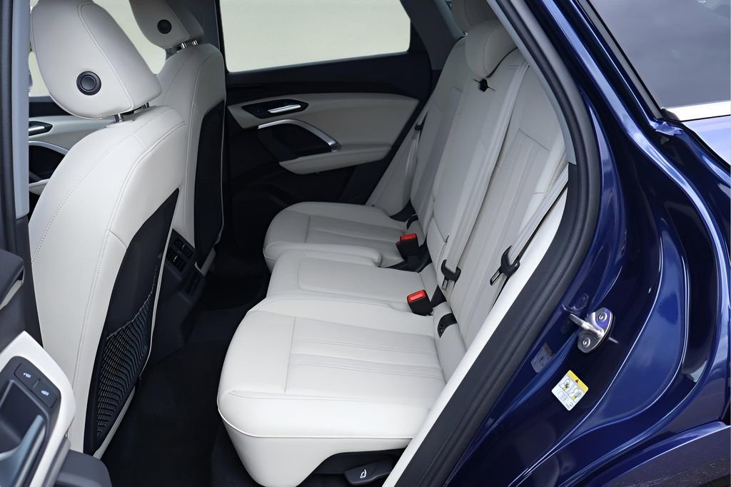 New 2025 Audi Q5 Premium image 13
