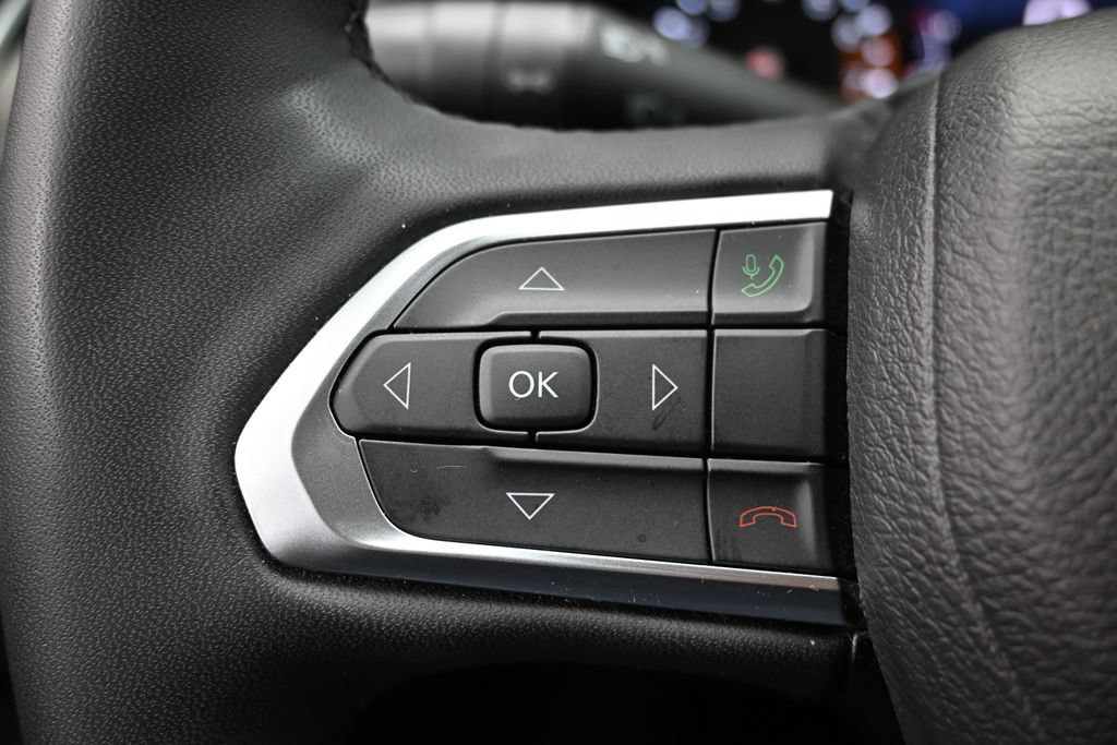 Used 2025 Jeep Compass Limited AWD/4WD image 24