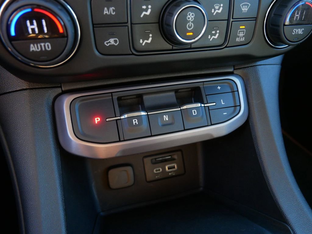 Used 2020 GMC Acadia AT4 w/ LPO, Roadside Safety Package image 26