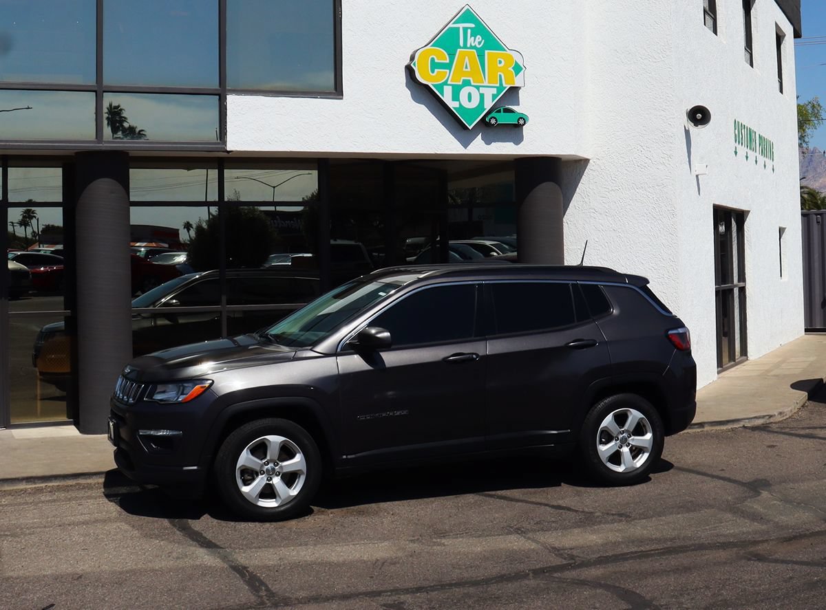 Used 2019 Jeep Compass Latitude FWD image 7
