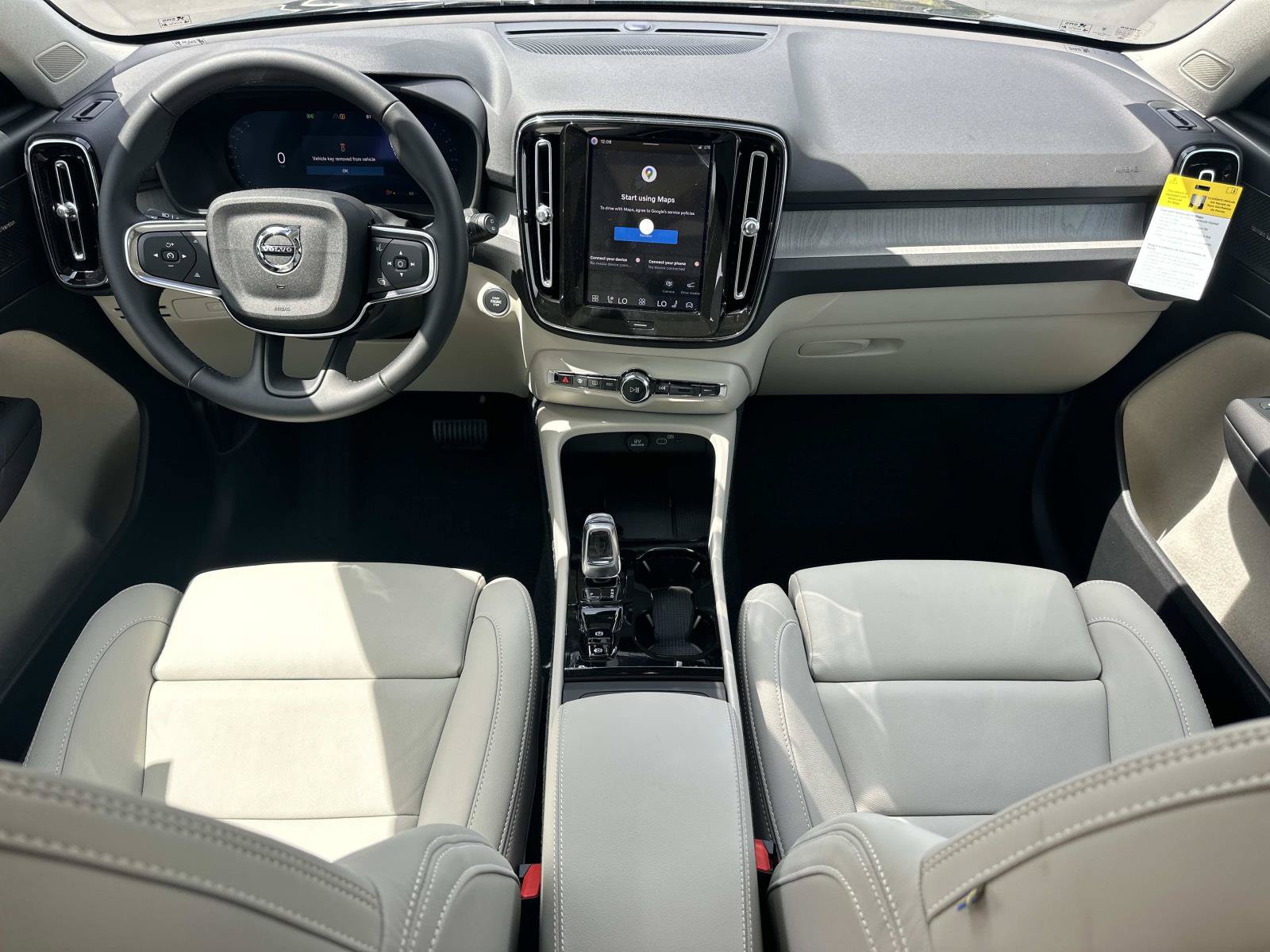 New 2026 Volvo XC40 B5 Ultra w/ Climate Package AWD/4WD image 7