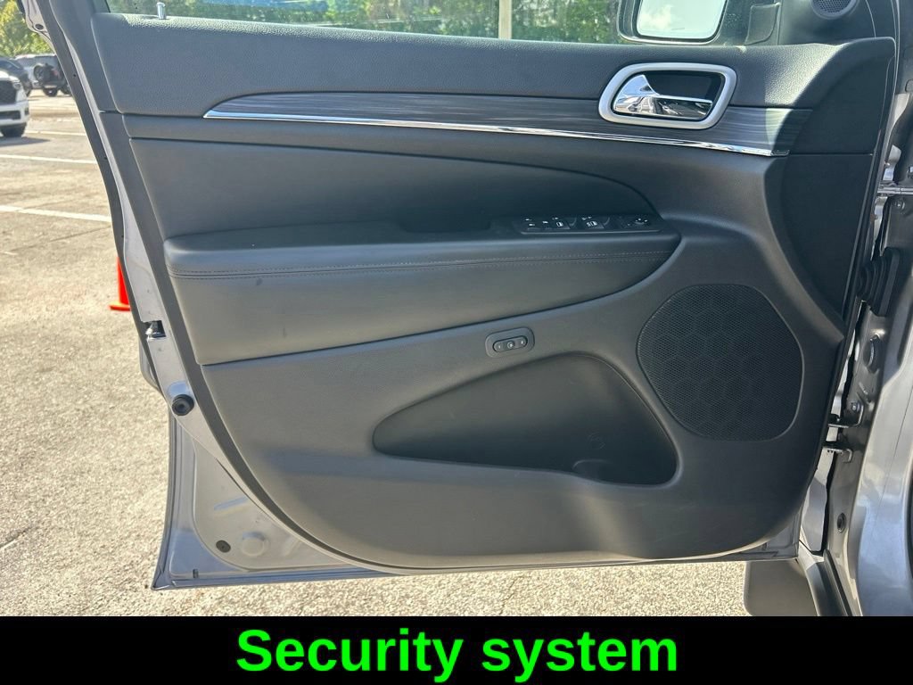 Used 2019 Jeep Grand Cherokee Limited RWD image 36