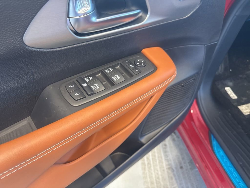 New 2026 Chrysler Pacifica Pinnacle image 12