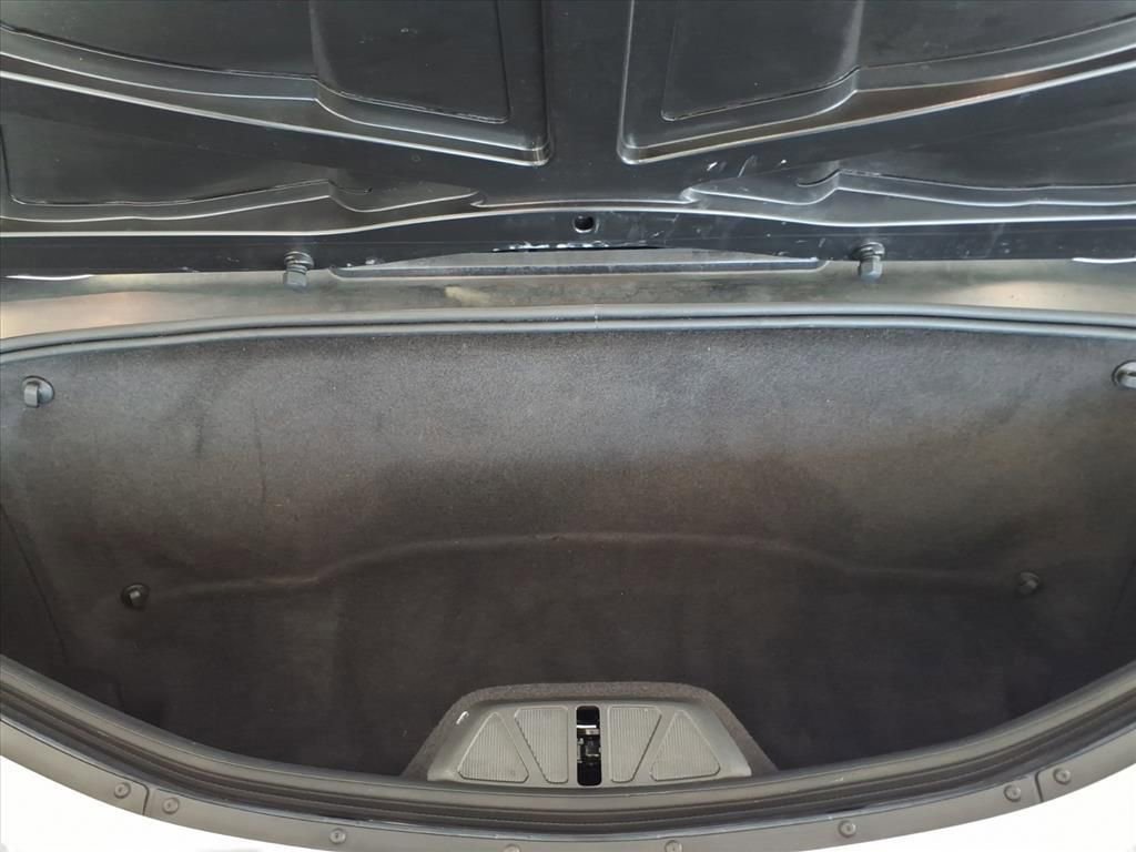 Used 2022 Chevrolet Corvette Stingray Convertible w/ 1LT image 19