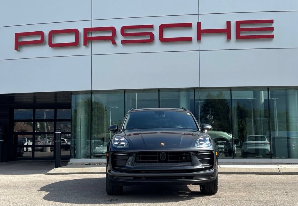 New 2026 Porsche Macan AWD/4WD image 19