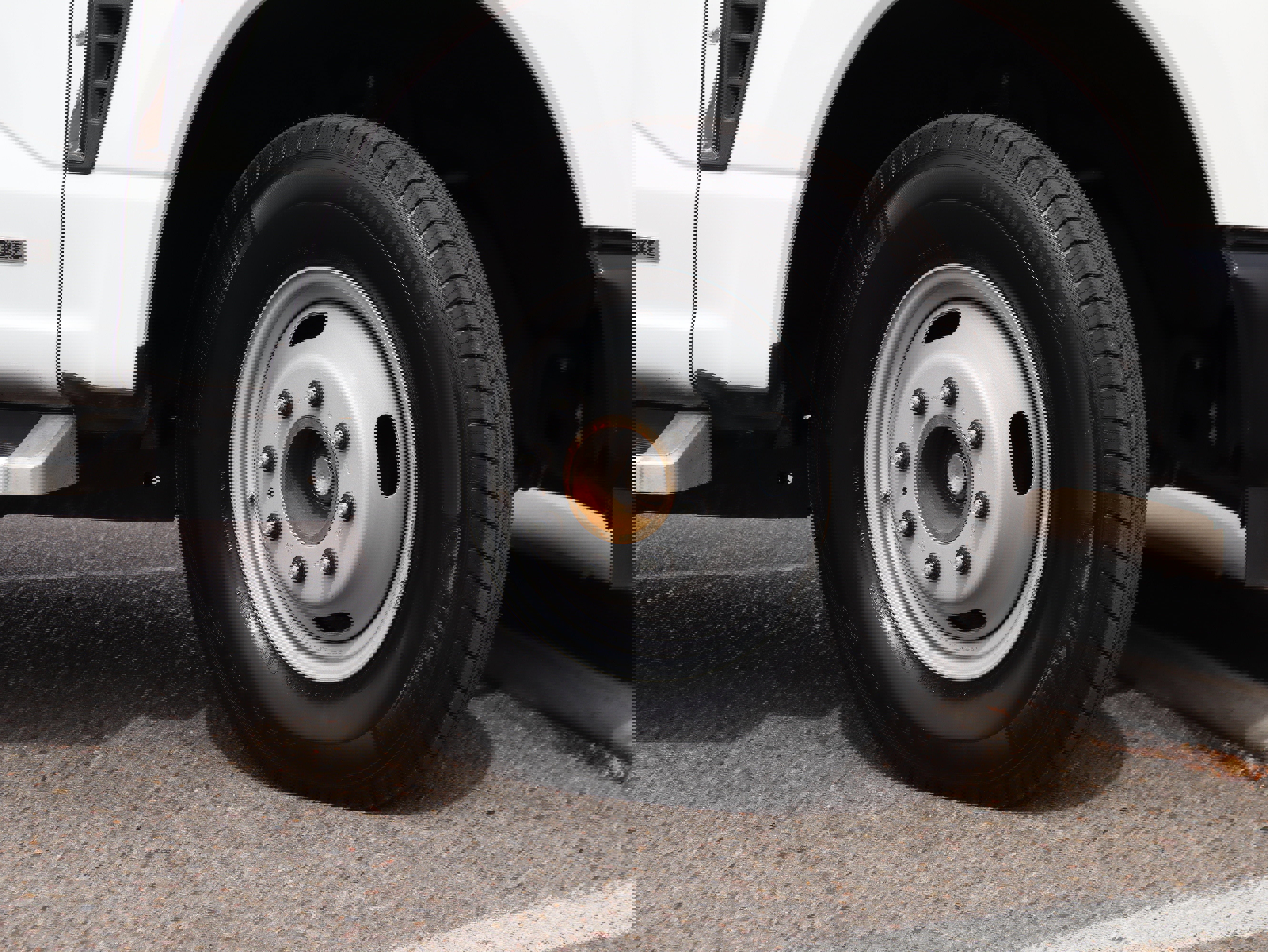 Used 2025 Ford F350 XL image 13