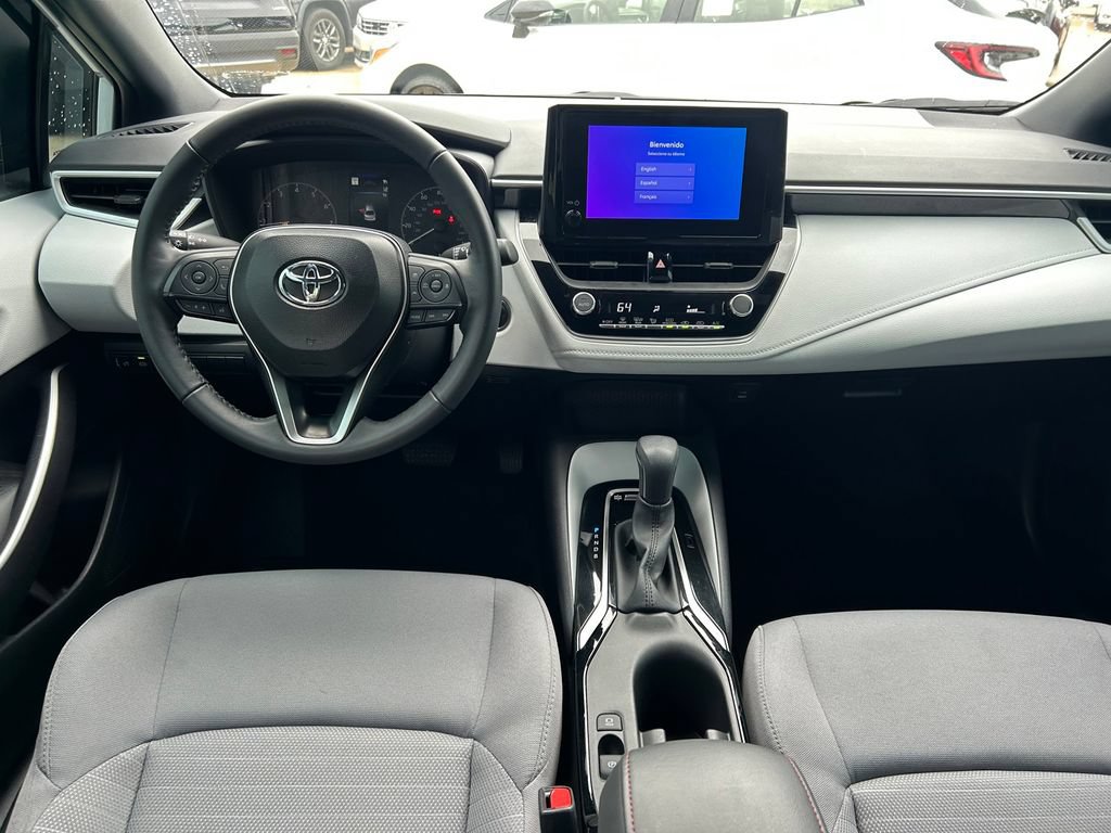 Used 2025 Toyota Corolla SE FWD image 16