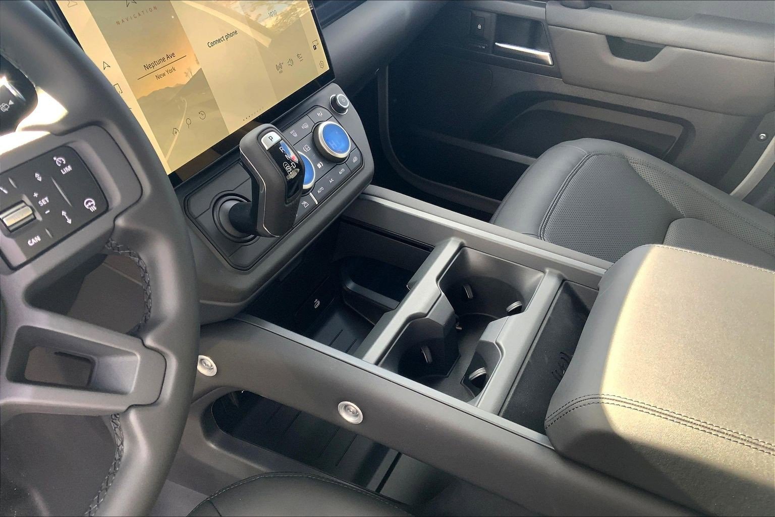 New 2026 Land Rover Defender 110 S image 7