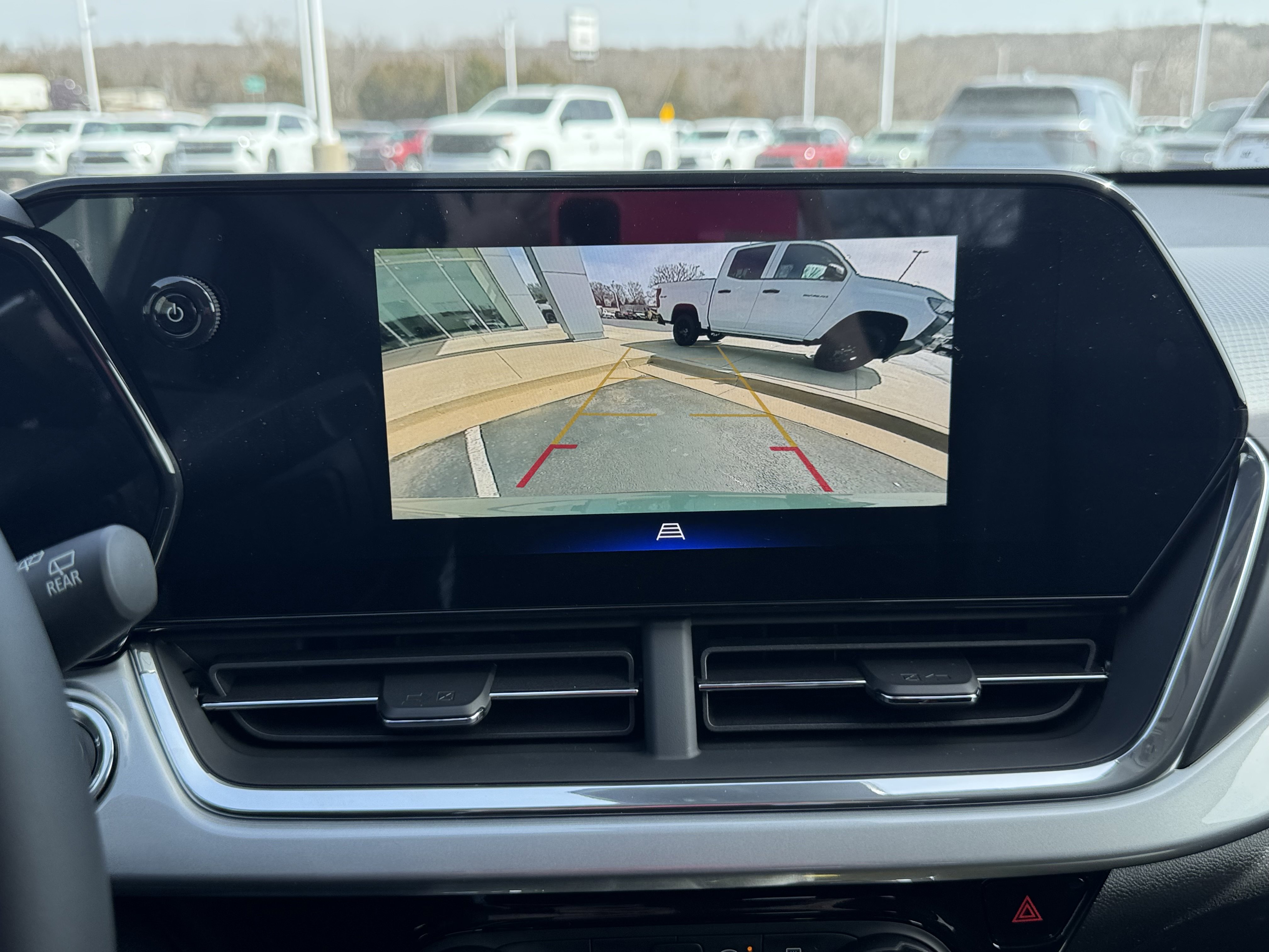 New 2026 Chevrolet Trax LT image 20