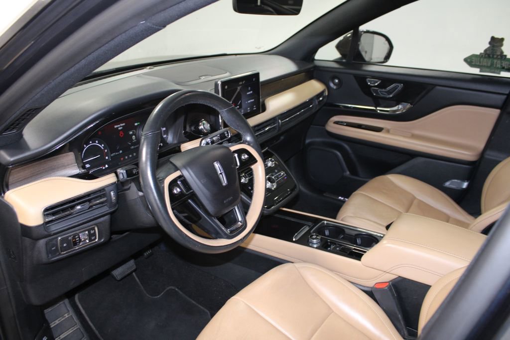 Used 2020 Lincoln Corsair Reserve image 25