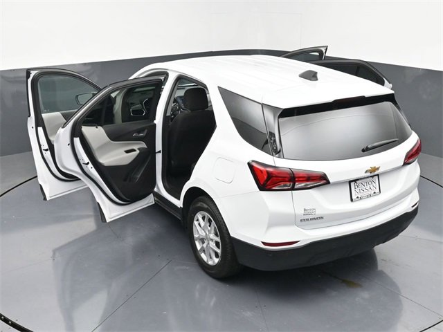 Used 2023 Chevrolet Equinox LS image 43