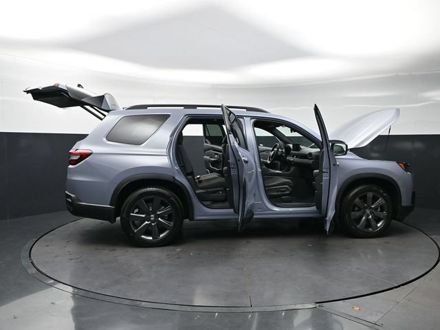 Certified 2026 Honda Pilot Sport image 30