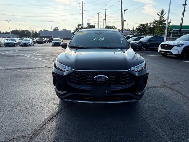 Used 2025 Ford Escape ST-Line FWD image 28