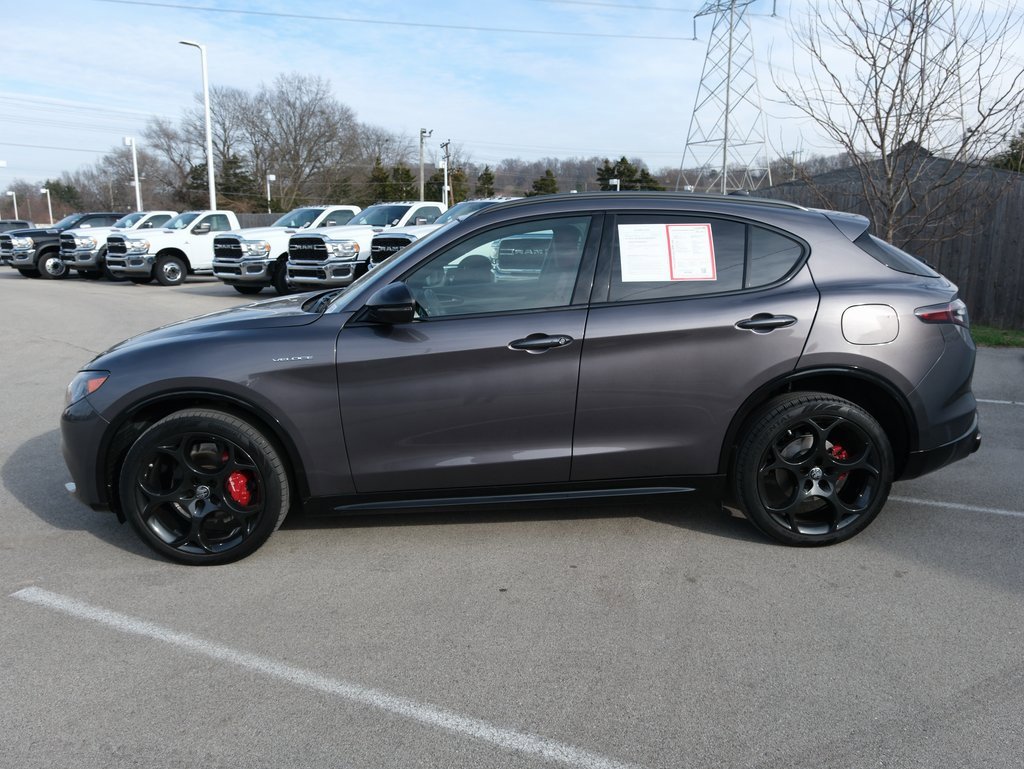 Used 2024 Alfa Romeo Stelvio Veloce image 10
