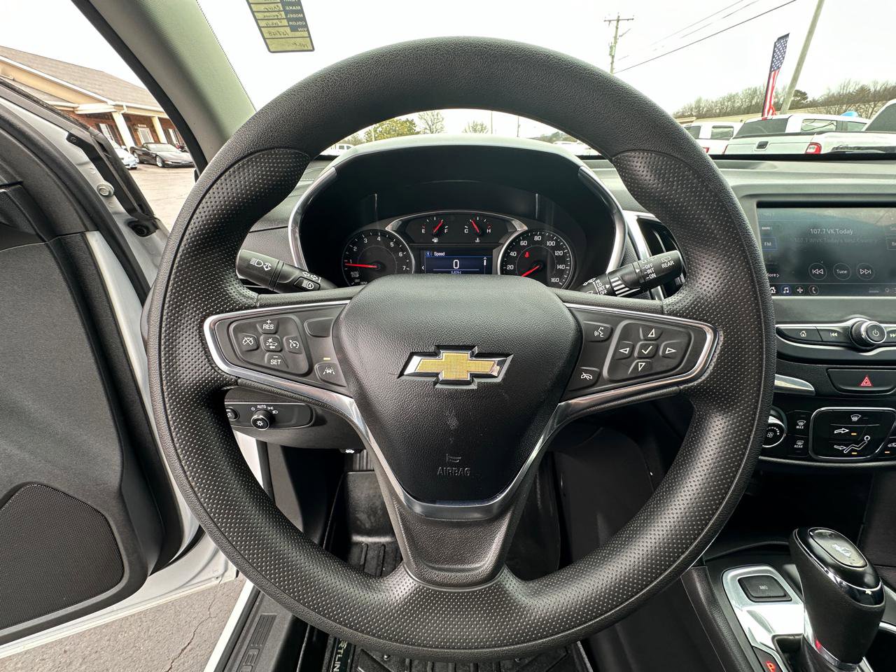 Used 2021 Chevrolet Equinox LT AWD/4WD image 12
