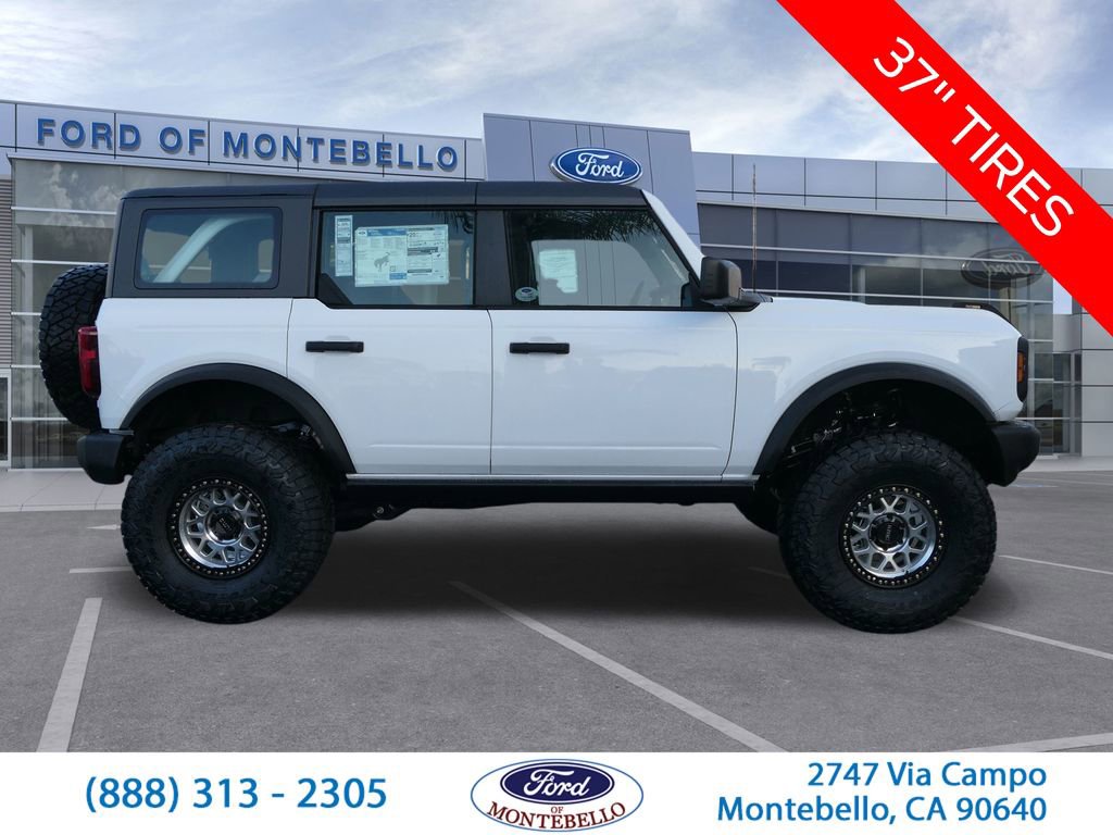 New 2025 Ford Bronco 4-Door image 2