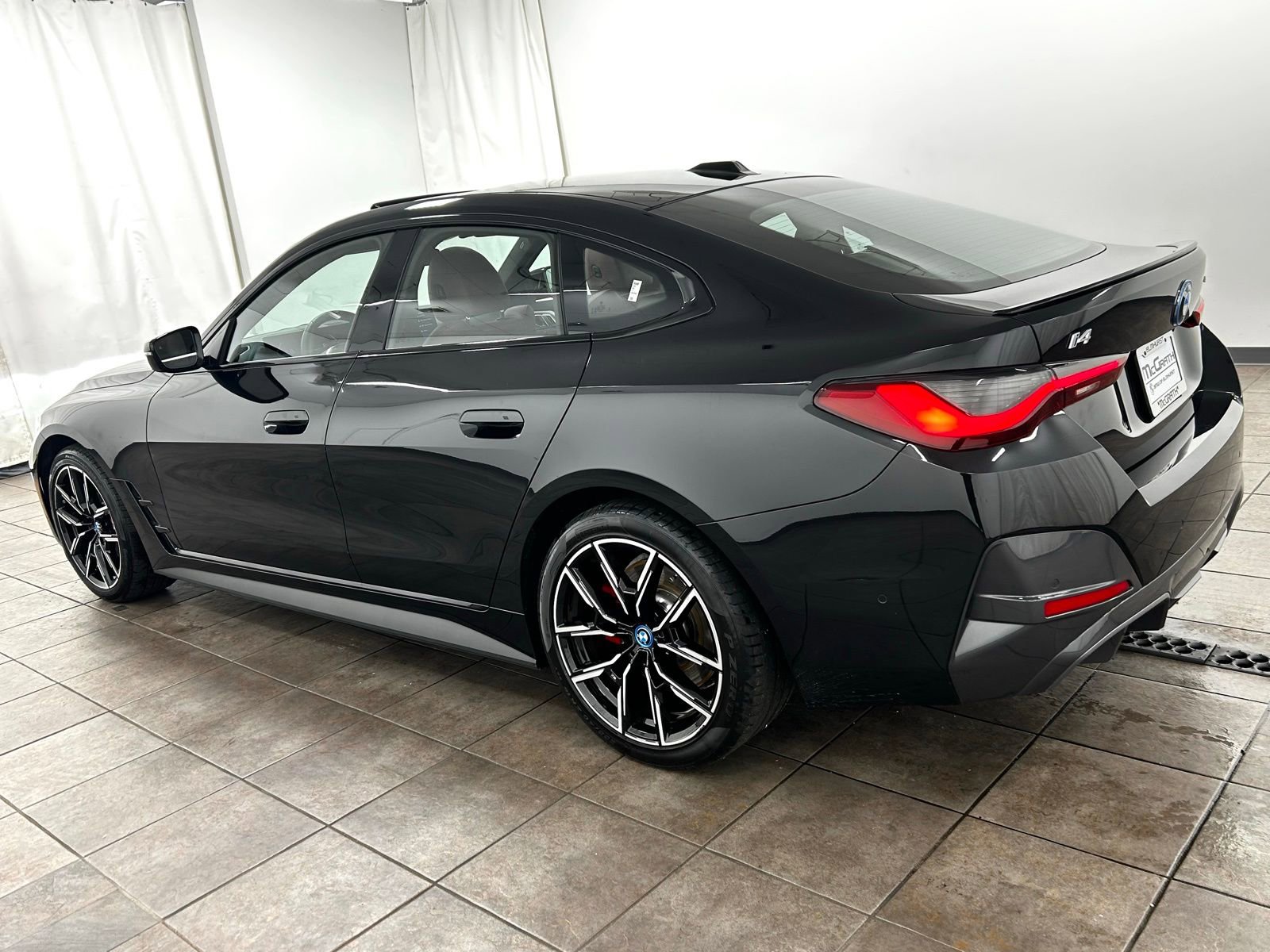 Used 2023 BMW i4 eDrive40 w/ M Sport Package RWD image 3