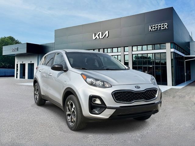 Certified 2022 Kia Sportage LX image 2