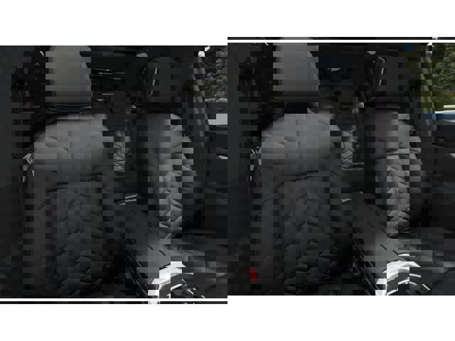 Used 2025 BMW i7 xDrive60 image 12