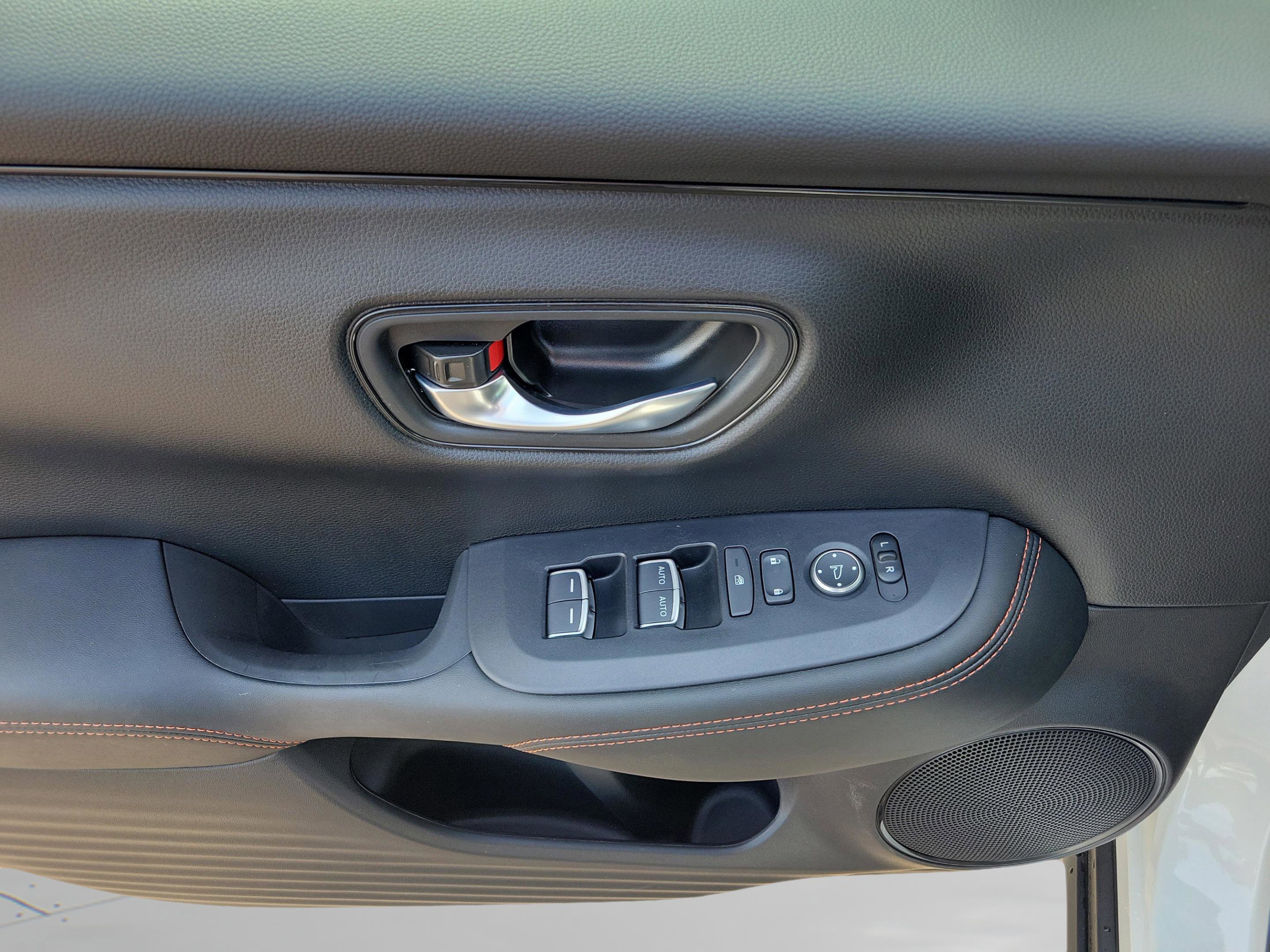 Used 2024 Honda HR-V Sport image 23