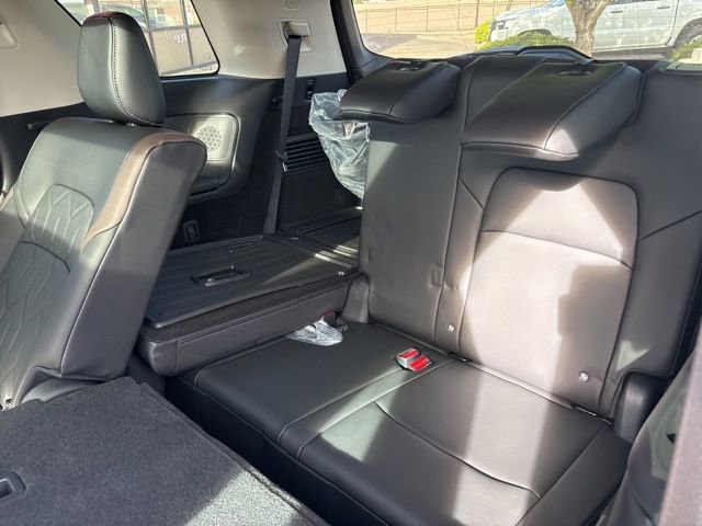 New 2026 Nissan Pathfinder Platinum w/ Cargo Package AWD/4WD image 9