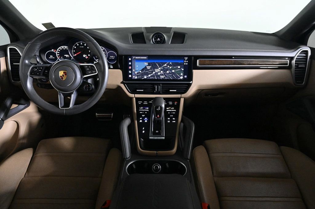 Certified 2023 Porsche Cayenne S image 14