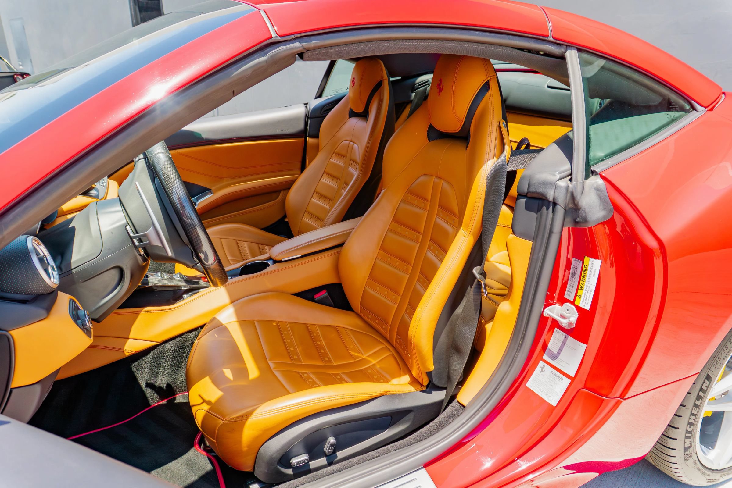Used 2016 Ferrari California T RWD image 44