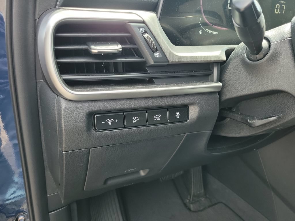 Certified 2024 Kia Telluride EX w/ EX Captain's Chair Package FWD image 23