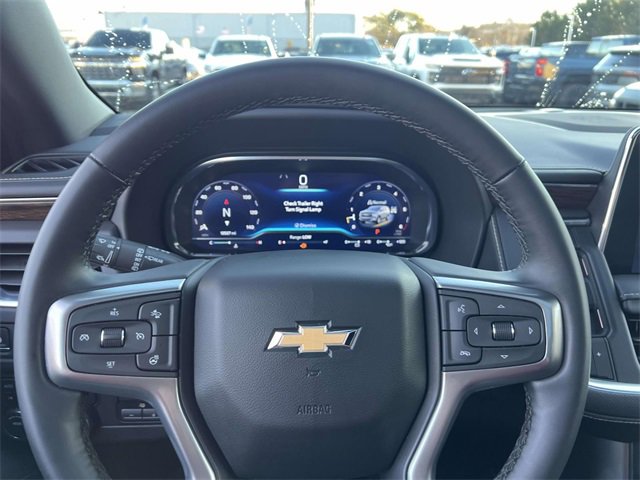 Certified 2024 Chevrolet Suburban Premier w/ Premium Package image 26
