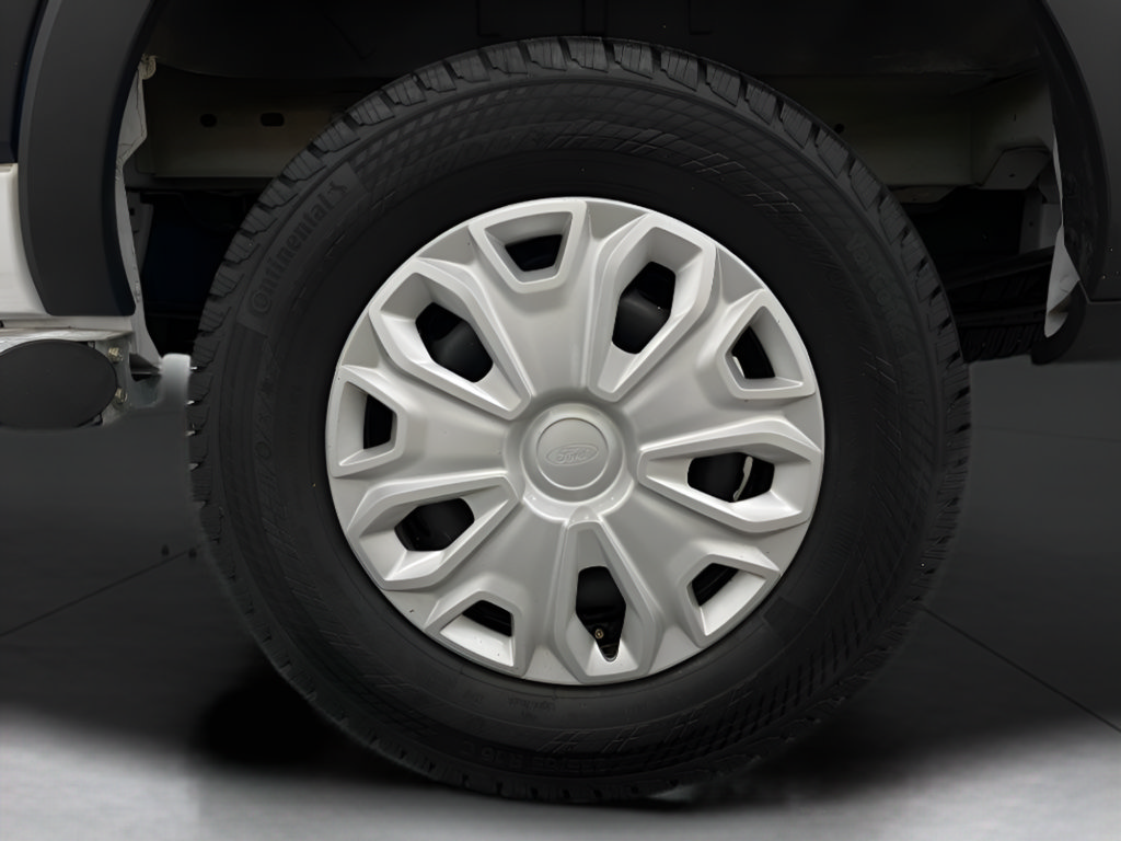 Used 2025 Ford Transit 250 Low Roof w/ Exterior Upgrade Package RWD image 49