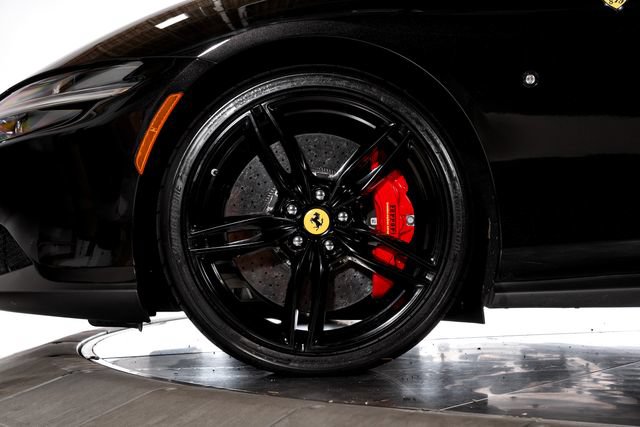 Used 2024 Ferrari Roma RWD image 18