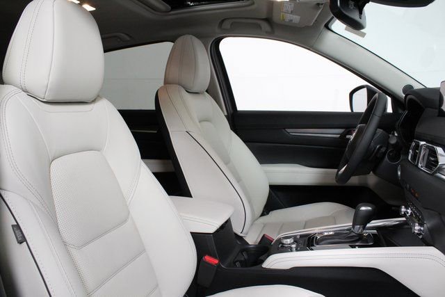 New 2025 MAZDA CX-5 AWD 2.5 S w/ Premium Plus Pkg image 12
