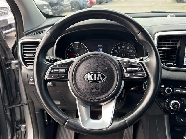 Used 2022 Kia Sportage EX w/ EX Technology Package image 19