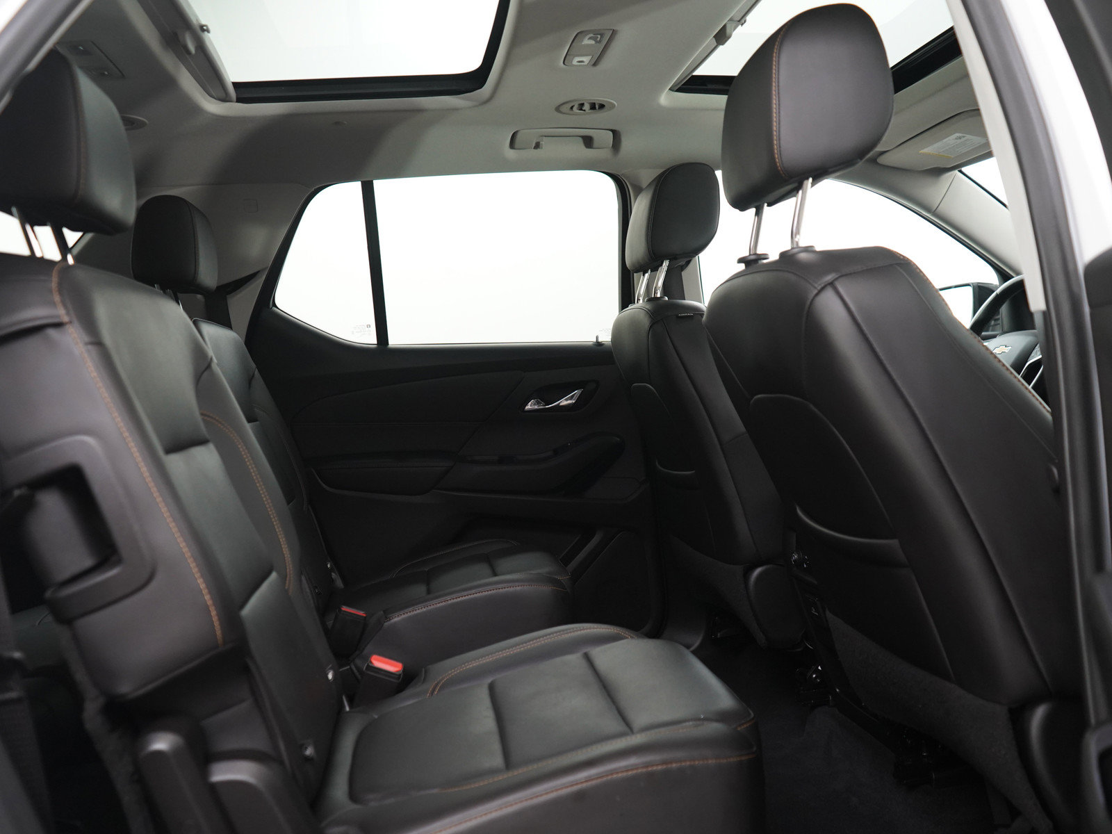 Used 2021 Chevrolet Traverse Premier w/ Redline Edition AWD/4WD image 13