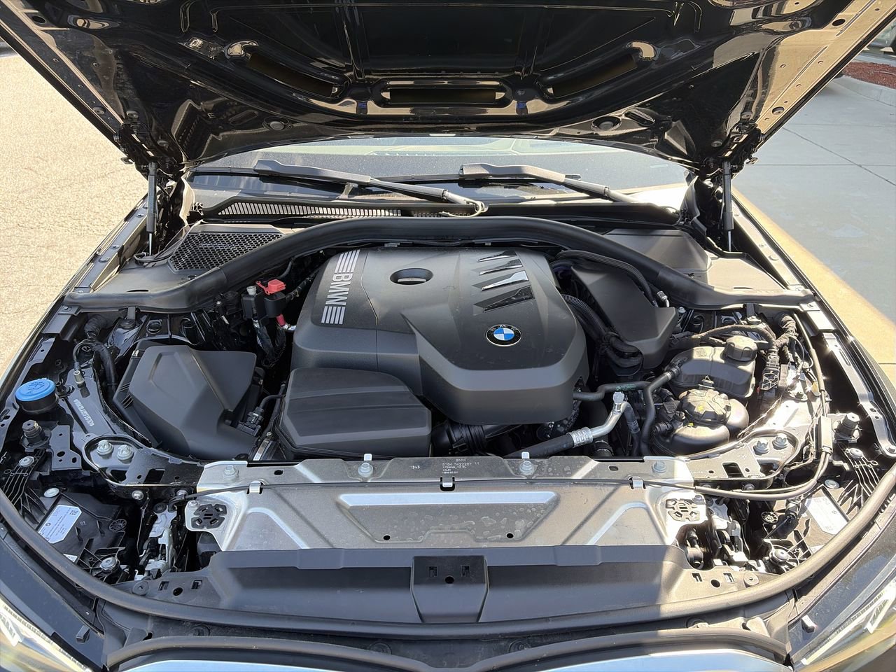 Certified 2025 BMW 330i Sedan RWD image 39