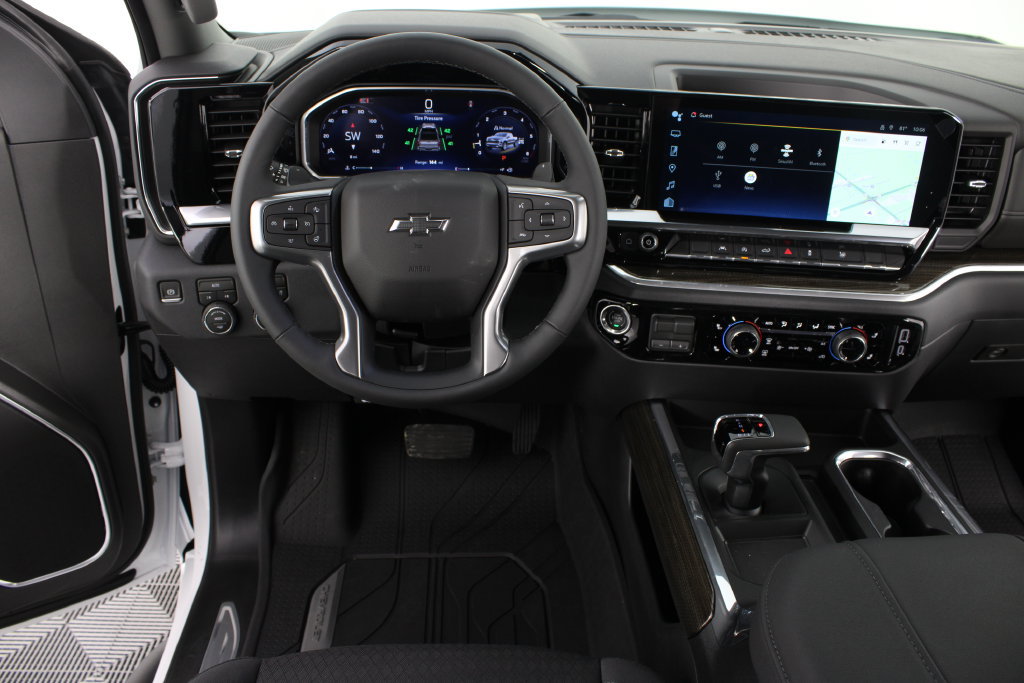 New 2026 Chevrolet Silverado 1500 RST w/ Redline Edition AWD/4WD image 10