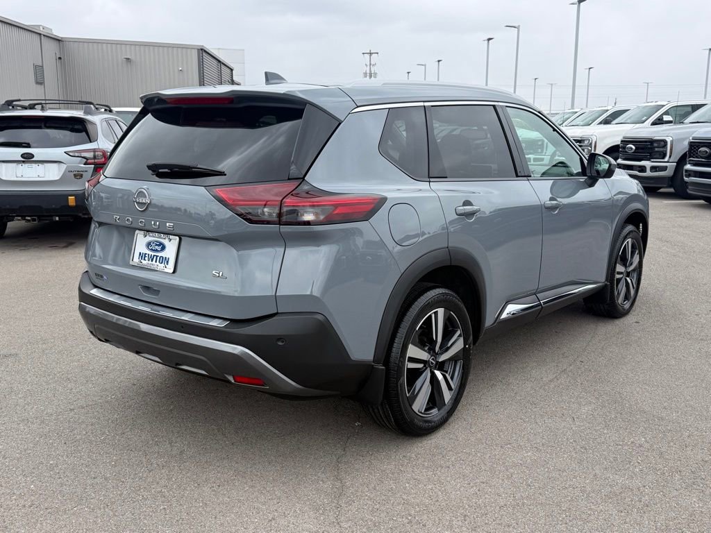 Used 2023 Nissan Rogue SL image 37