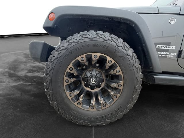 Used 2014 Jeep Wrangler Unlimited Sport w/ Connectivity Group AWD/4WD image 9