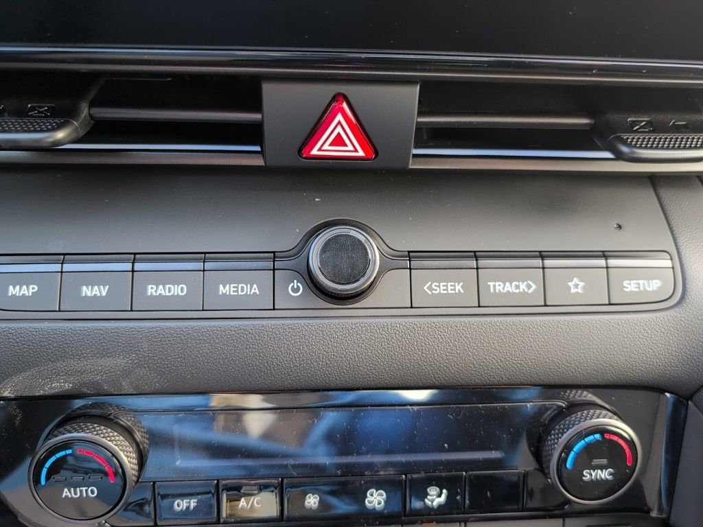 Used 2025 Hyundai Elantra N Line FWD image 13