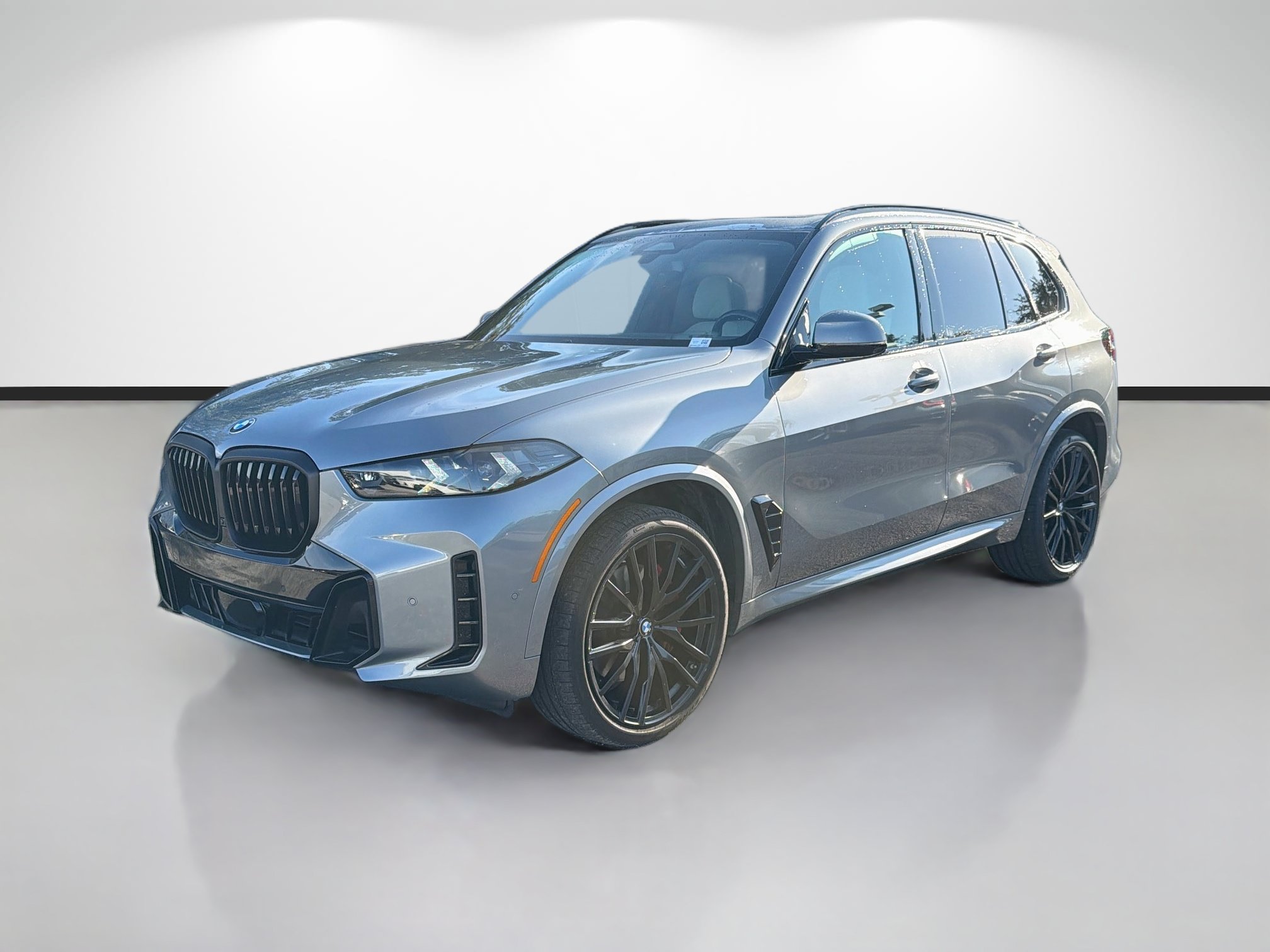 Used 2025 BMW X5 sDrive40i w/ M Sport Package RWD image 7