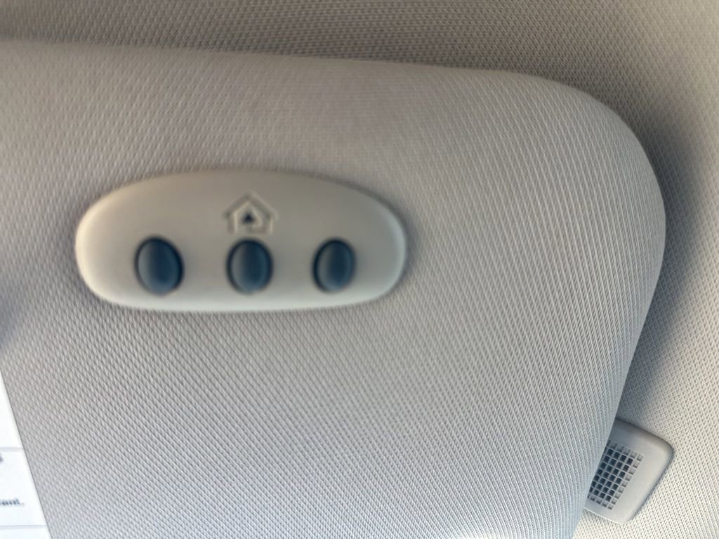 Used 2012 Ford Edge Limited w/ Driver Entry Pkg FWD image 36