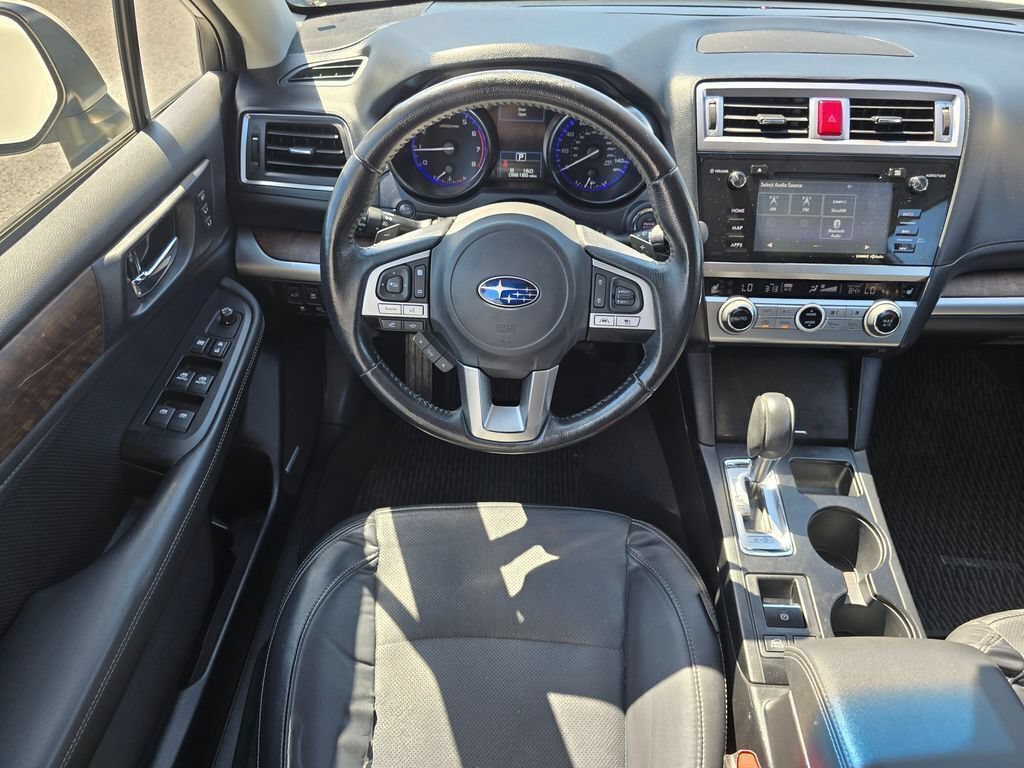 Used 2017 Subaru Outback 2.5i Limited AWD/4WD image 2