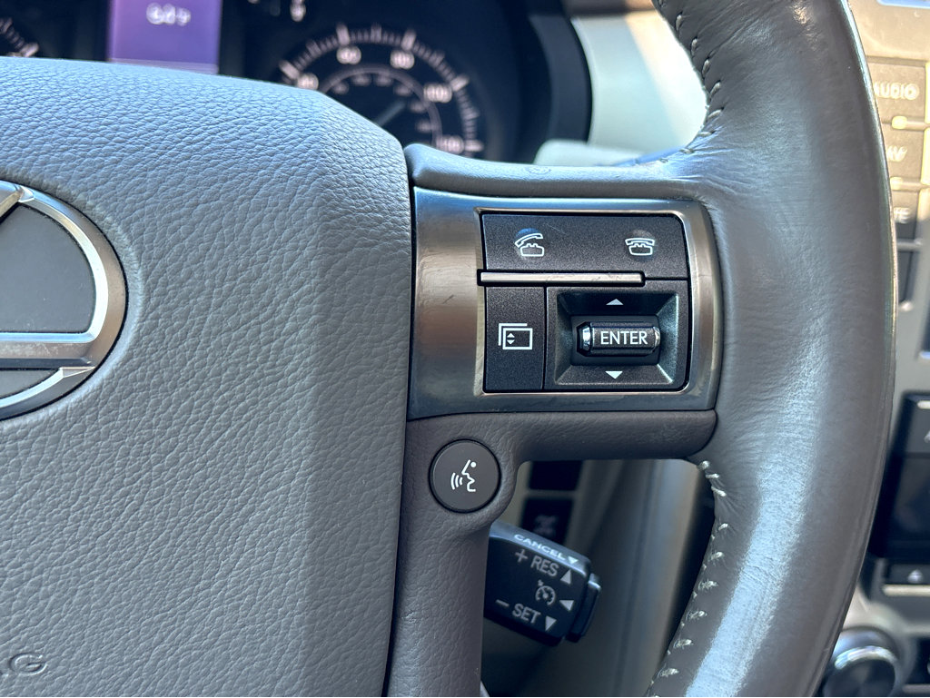 Used 2017 Lexus GX 460 image 21