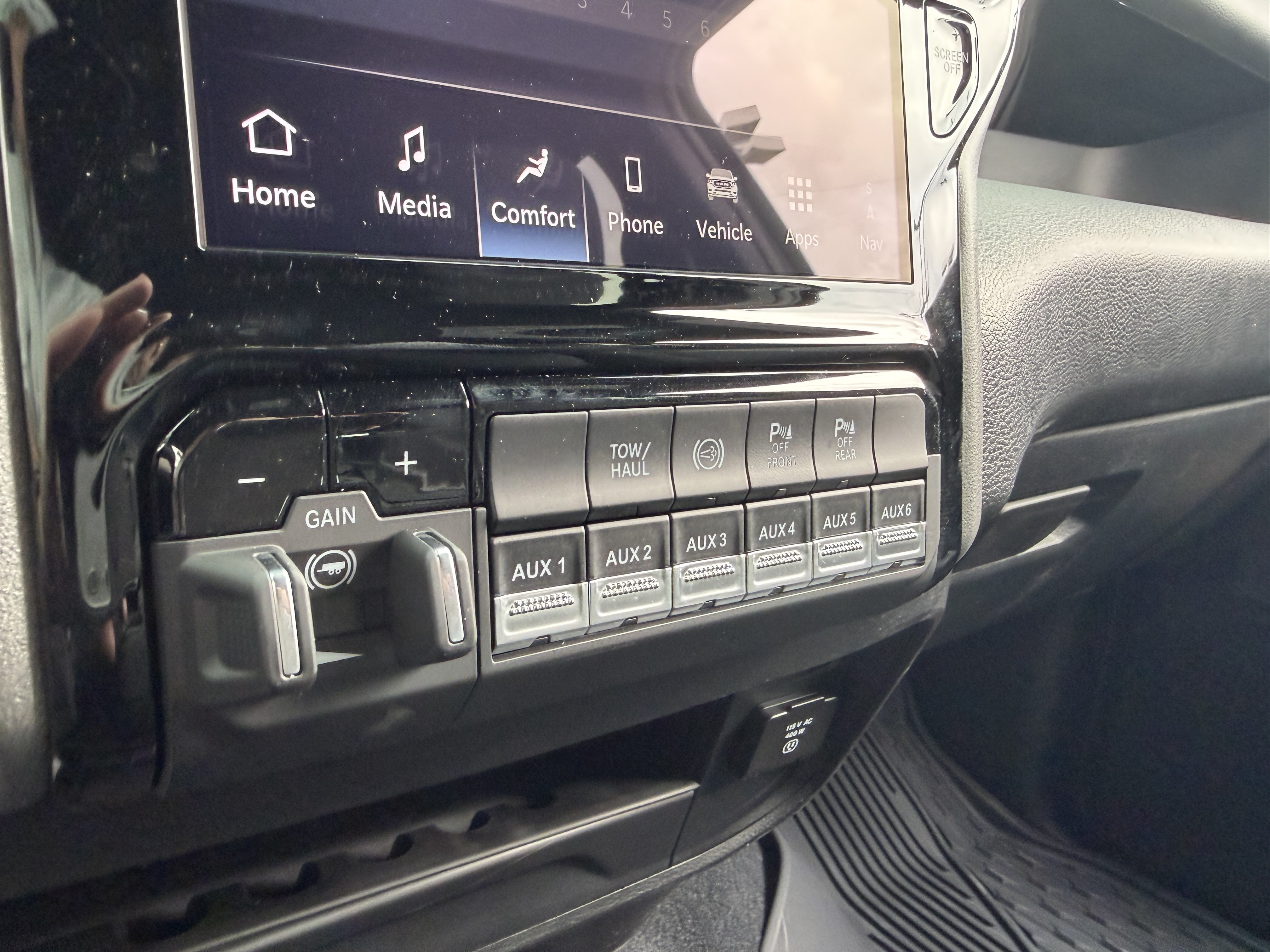 New 2026 RAM 2500 Tradesman AWD/4WD image 44