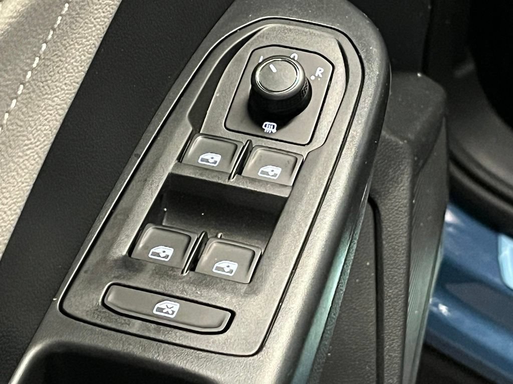 New 2026 Volkswagen Taos SEL AWD/4WD image 18